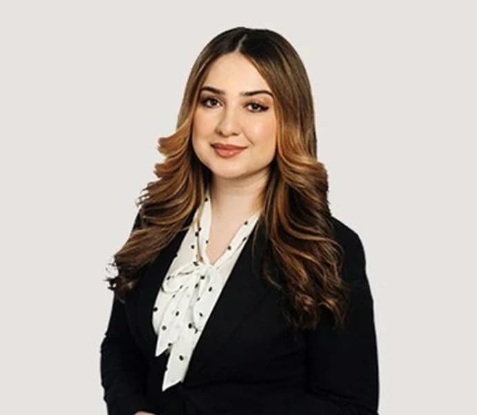 Porträtt av Parya Osman