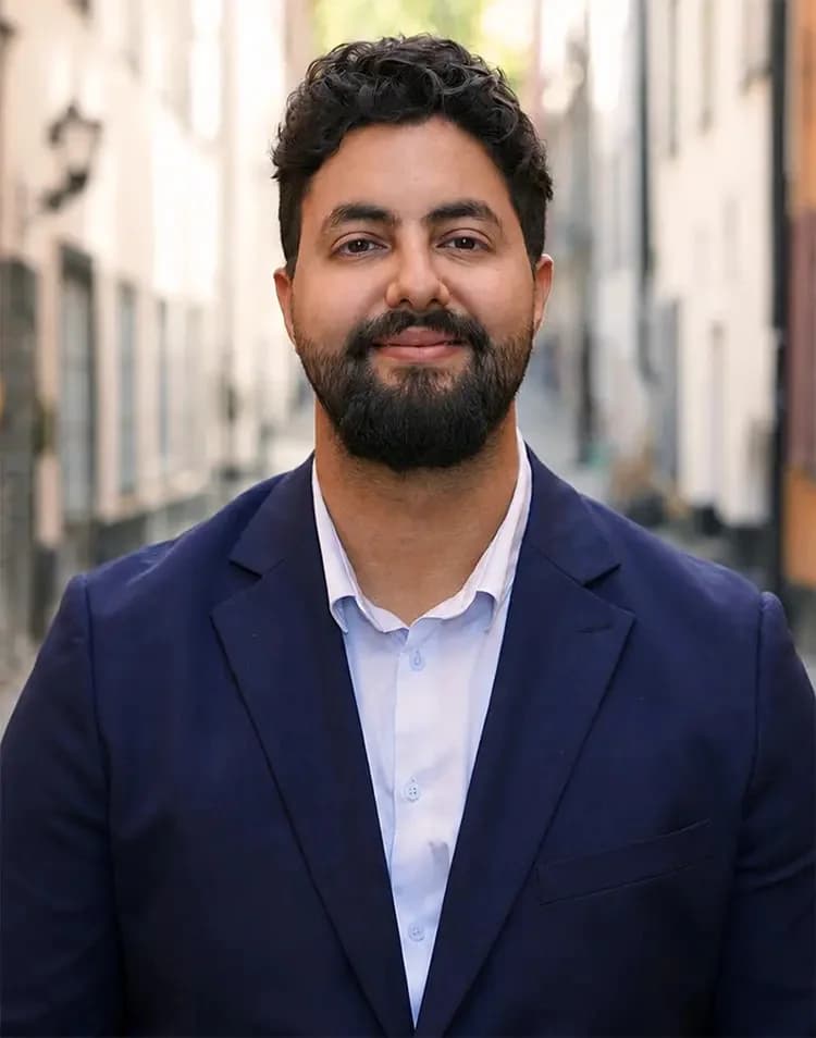 Porträtt av Farid Laghrissi