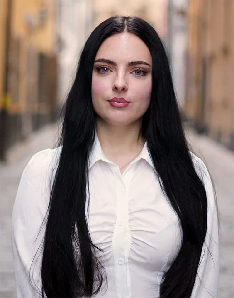 Porträtt av Florita Telhaj